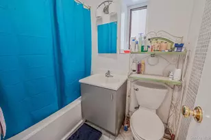 66-11 Burns St, Rego Park, NY 11374 - Photo 25