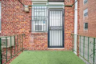 66-11 Burns St, Rego Park, NY 11374 - Photo 11