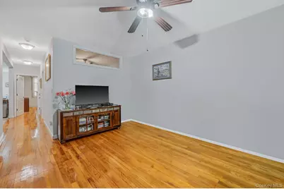 66-11 Burns Street, Rego Park, NY 11374 - Photo 37