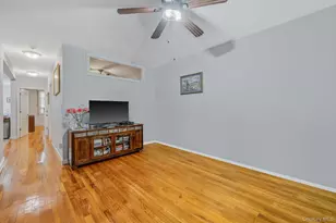 66-11 Burns St, Rego Park, NY 11374 - Photo 37