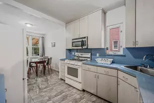 66-11 Burns St, Rego Park, NY 11374 - Photo 17