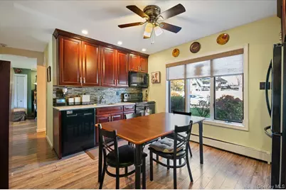 341 Red Maple Drive S, Wantagh, NY 11793 - Photo 3