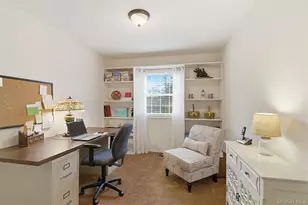 112 Cedar Shake Ct, Huntington Station, NY 11746 - Photo 17