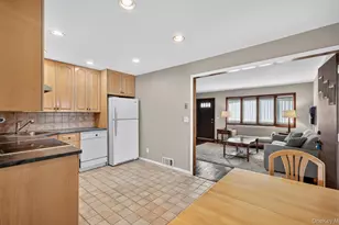 58 Virginia Ave, Plainview, NY 11803 - Photo 11