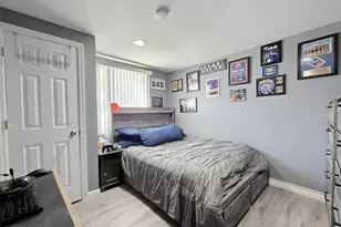 430 Heathcote Rd, Lindenhurst, NY 11757 - Photo 15