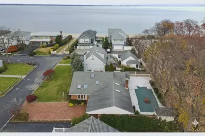 9 Oak Shore Drive, Bayville, NY 11709 - Photo 1