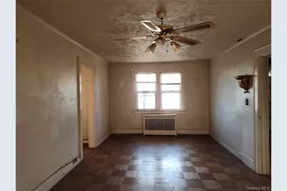 39 Hilbert Street, Hempstead, NY 11550 - Photo 15
