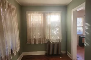 39 Hilbert St, Hempstead, NY 11550 - Photo 5