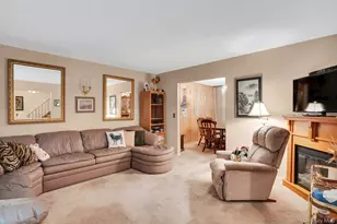 606 7 Ave, East Northport, NY 11731 - Photo 7