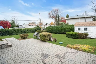 606 7th Avenue, East Northport, NY 11731 - Photo 27