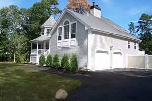 95 Pine St, Port Jefferson Station, NY 11776 - Photo 3