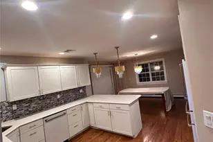 95 Pine St, Port Jefferson Station, NY 11776 - Photo 9