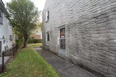 1616 Hammersley Avenue, Bronx, NY 10469 - Photo 17