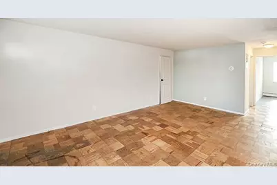 1233 Melville Rd #24, Farmingdale, NY 11735 - Photo 23