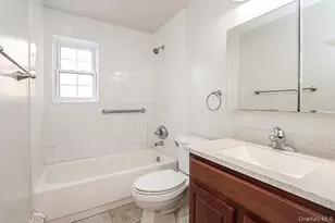 1233 Melville Rd, Farmingdale, NY 11735 - Photo 37