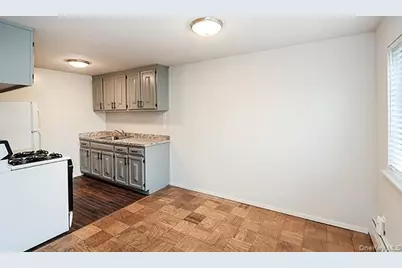 1233 Melville Rd #24, Farmingdale, NY 11735 - Photo 27