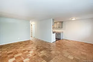 1233 Melville Rd, Farmingdale, NY 11735 - Photo 21