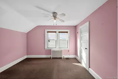 82 E Clinton Avenue, Roosevelt, NY 11575 - Photo 33