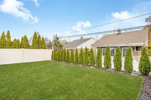 16-07 201st St, Bayside, NY 11360 - Photo 27