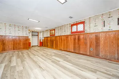 1607 201st Street, Bayside, NY 11360 - Photo 25