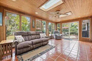 89 Woodsome Rd, Babylon, NY 11702 - Photo 9