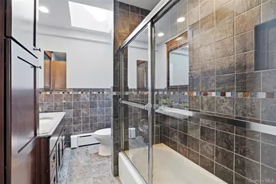 331 Old Colony Road, Hartsdale, NY 10530 - Photo 19