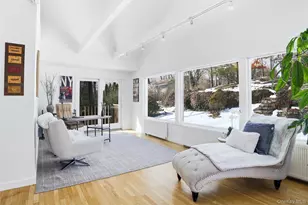 331 Old Colony Rd, Hartsdale, NY 10530 - Photo 17