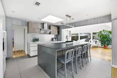 331 Old Colony Road, Hartsdale, NY 10530 - Photo 13