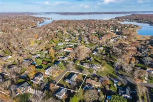 280 Clearview Ave, Southold, NY 11971 - Photo 39