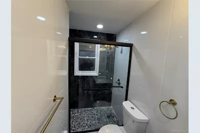 [Address not provided], Franklin Square, NY 11010 - Photo 17