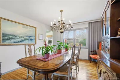 7 Helaine Court, Orangeburg, NY 10962 - Photo 11