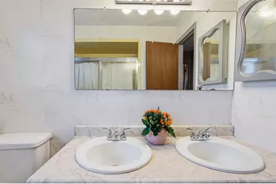 7 Helaine Court, Orangeburg, NY 10962 - Photo 35