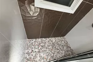 [Address not provided], Franklin Square, NY 11010 - Photo 27