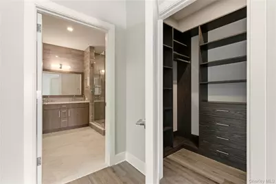 100 Garvies Point Road #1301, Glen Cove, NY 11542 - Photo 21