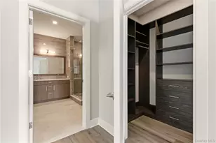 100 Garvies Point Rd, Glen Cove, NY 11542 - Photo 21