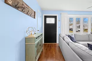 15 Goldsmith Ave, Greenlawn, NY 11740 - Photo 3