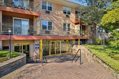 157 Hempstead Avenue #B20, Lynbrook, NY 11563 - Photo 17