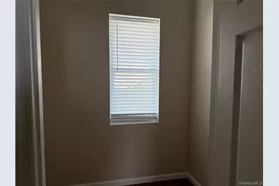 76 Van Cott Avenue, Hempstead, NY 11550 - Photo 13