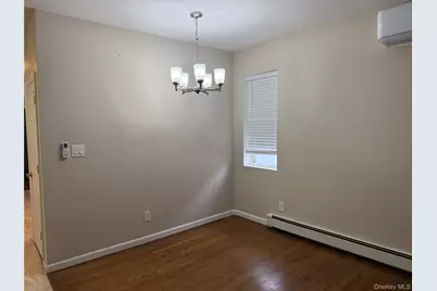 76 Van Cott Avenue, Hempstead, NY 11550 - Photo 5