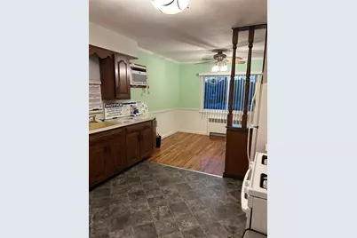 301 Hoffman Street, Franklin Square, NY 11010 - Photo 3