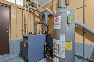 173-17 Sayers Ave, Addisleigh Park, NY 11433 - Photo 21