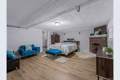 173-17 Sayers Avenue, Addisleigh Park, NY 11433 - Photo 17