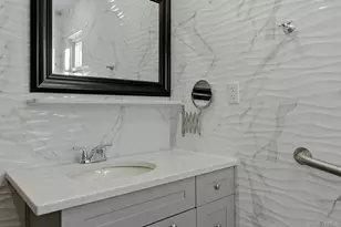 1 Hillcrest Rd, Port Washington, NY 11050 - Photo 25