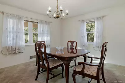 1 Hillcrest Road, Port Washington, NY 11050 - Photo 11