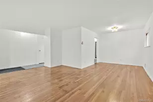 115-30 Inwood St, Jamaica, NY 11436 - Photo 9