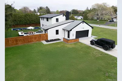 17 Underhill Drive, Southampton, NY 11968 - Photo 1