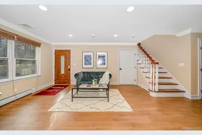23 Willoughby Path, East Northport, NY 11731 - Photo 17