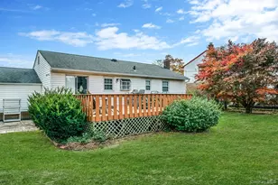 266 Tree Rd, Centereach, NY 11720 - Photo 7