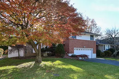 91 Birchwood Park Drive, Syosset, NY 11791 - Photo 3