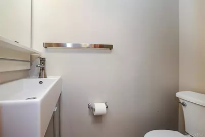 91 Birchwood Park Drive, Syosset, NY 11791 - Photo 7